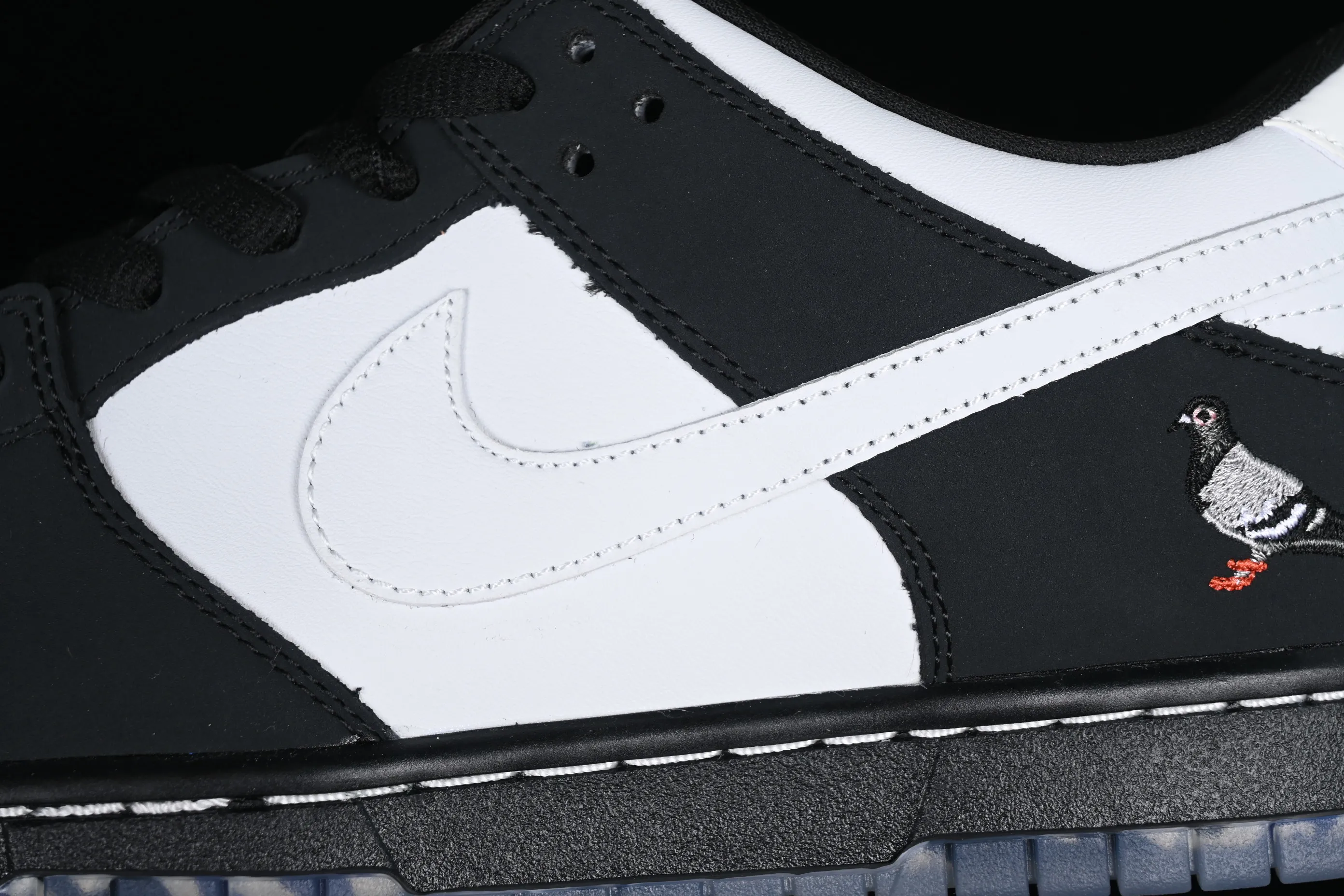 All Categories Nk SB Dunk Series Nk SB Dunk Low Low-top Sneakers K Version Jeff Staple x Nk SB Dunk Low "Pigeon" 3.0 Black and White Panda Pigeon Low-top Classic Versatile Casual Sports Sneakers BV1310-013